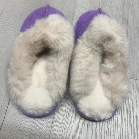 Cozy Lilac Women's Slippers with Faux Fur Lining - Picture 2 of 5